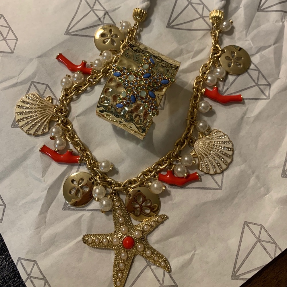 Lilly Pulitzer necklace and bracelet set used